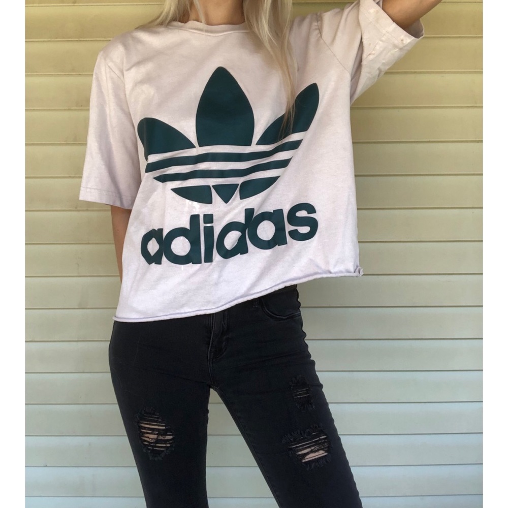 CROPPED ADIDAS TEE